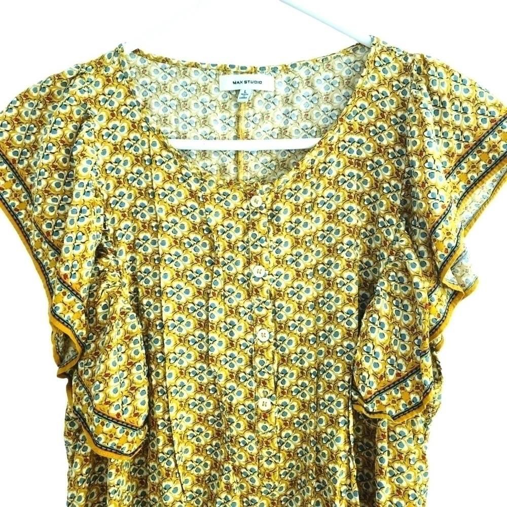 MAX Studio Gold and Blue Flutter Sleeve Top - Picture 2 of 8